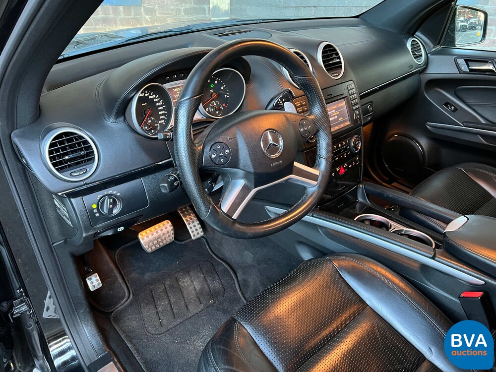 Mercedes-Benz ML63 AMG 510 PS 2010, P-957-FP.