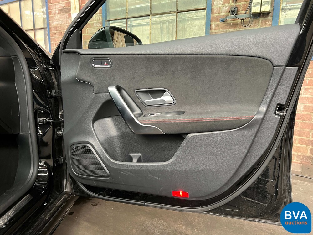 Mercedes-Benz A180d AMG Launch Edition A-klasse 116pk 2019, H-855-XK