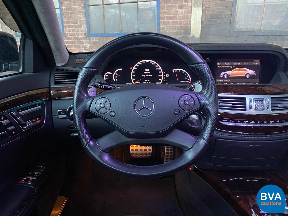 Mercedes S63 AMG Lang 5.5 V8 544 PS 2013.