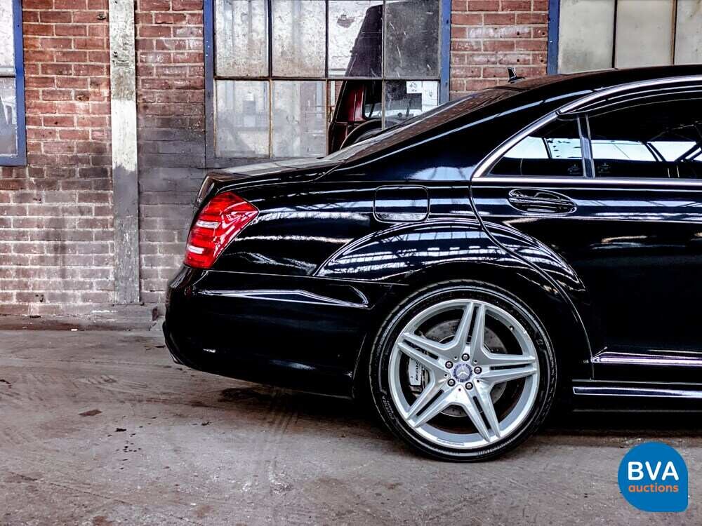 Mercedes S63 AMG Lang 5.5 V8 544 PS 2013.