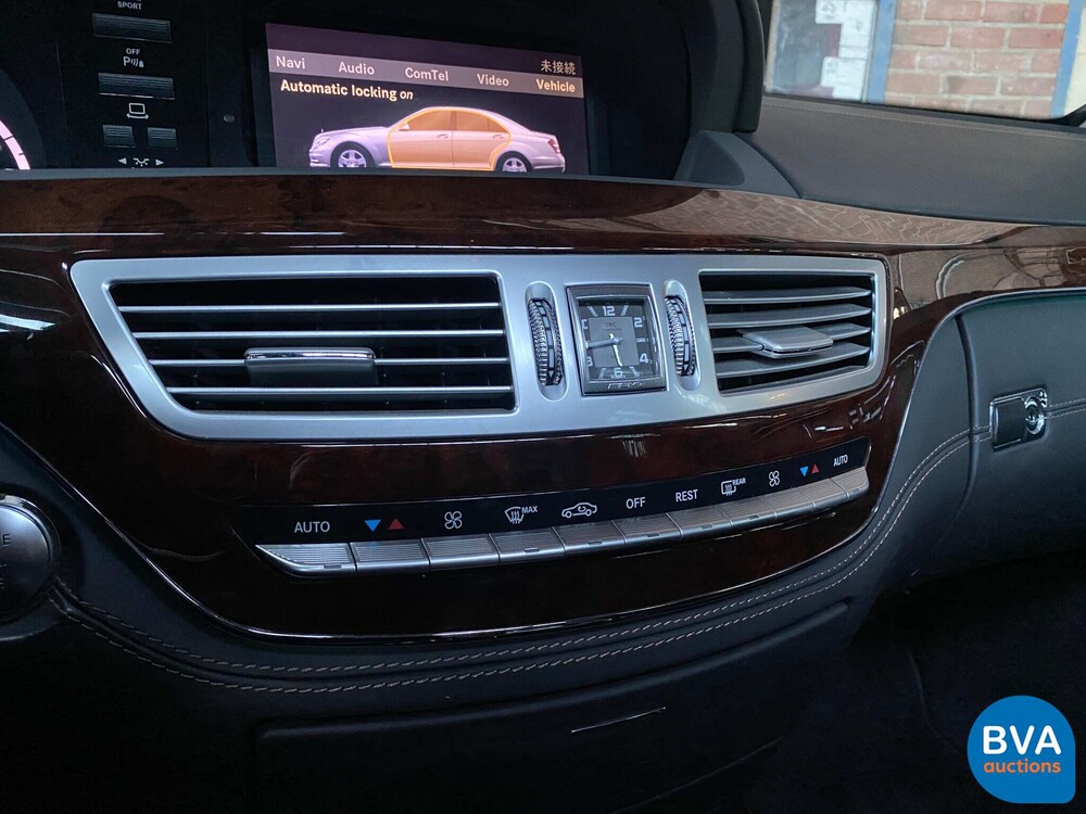 Mercedes S63 AMG Lang 5.5 V8 544 PS 2013.