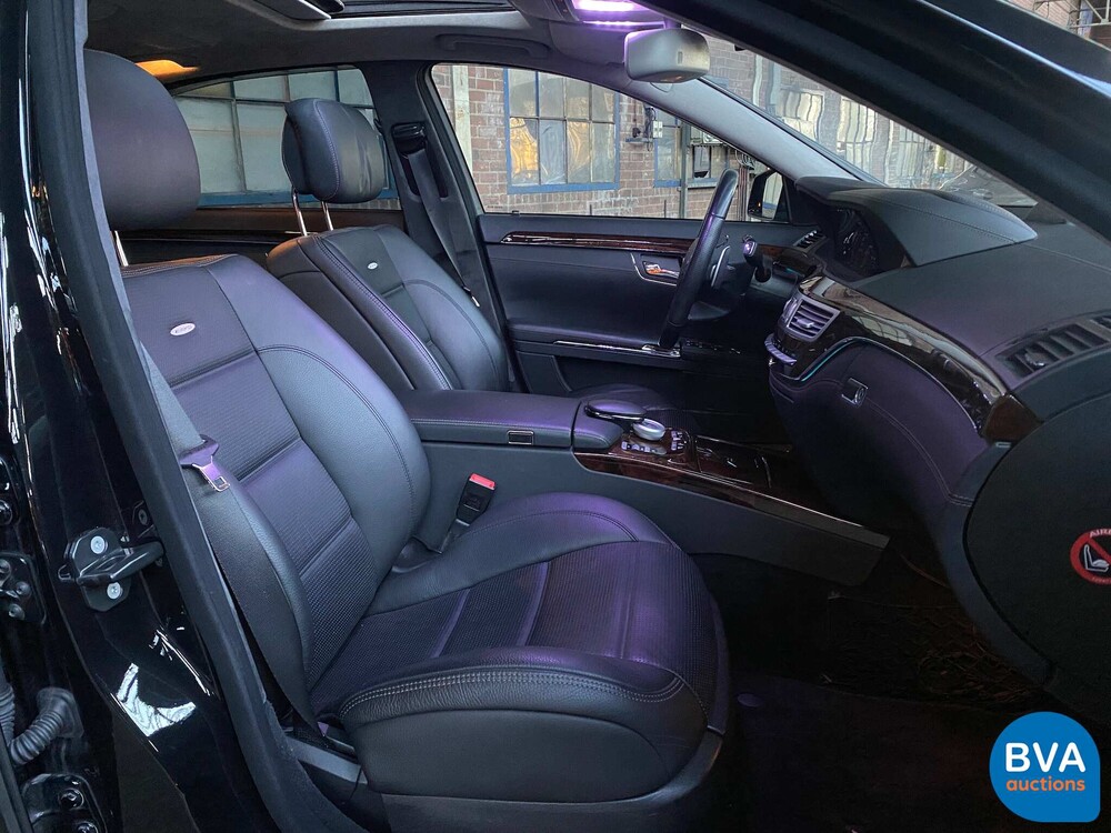 Mercedes S63 AMG Lang 5.5 V8 544 PS 2013.