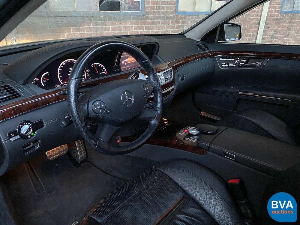 Mercedes S63 AMG Lang 5.5 V8 544 PS 2013.