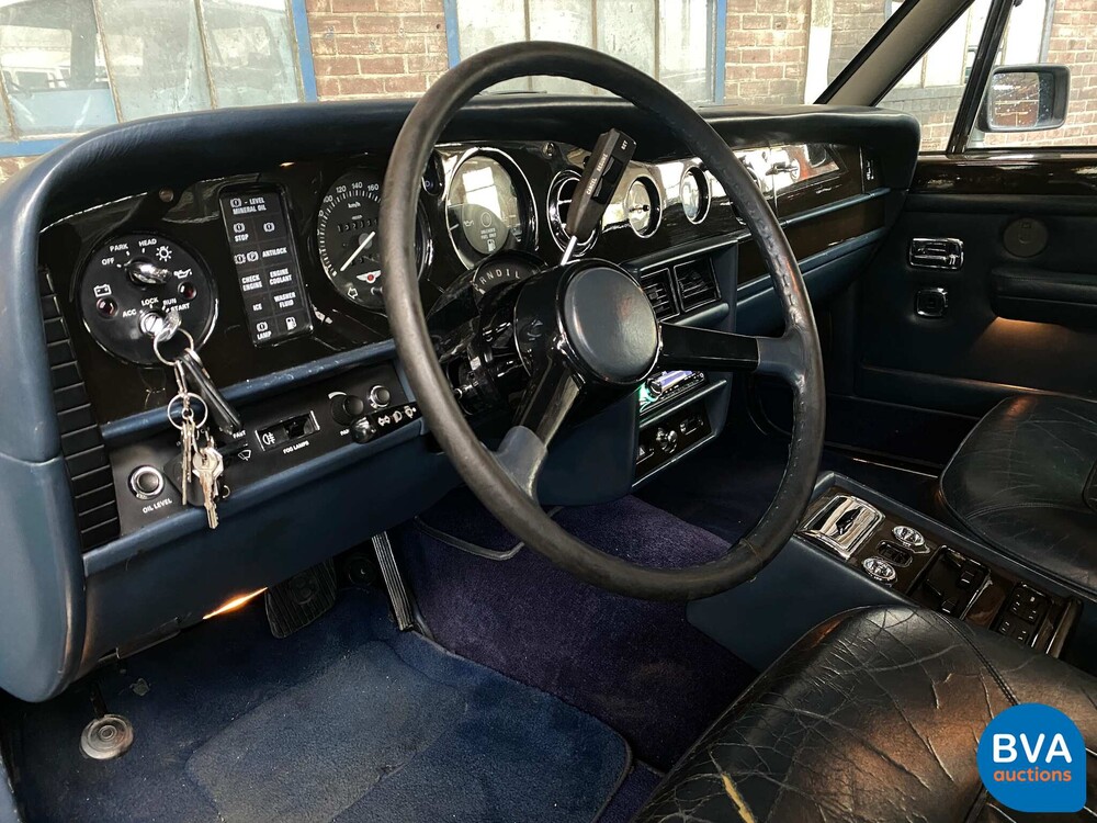 Bentley Acht 6.8 215 PS 1989.