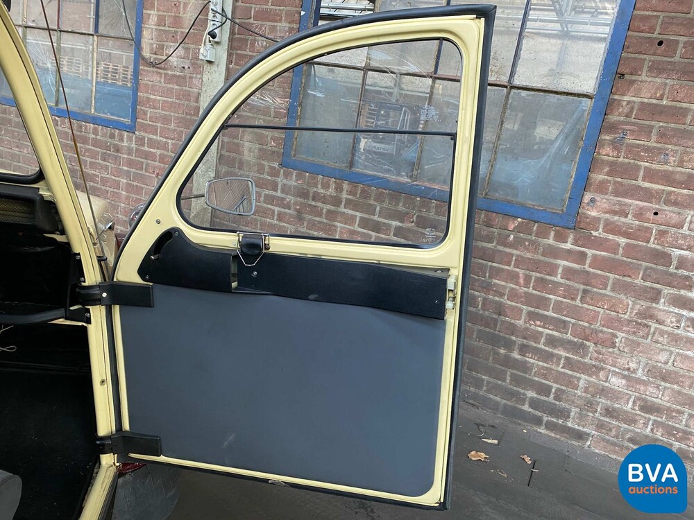 Citroen 2CV6 Special Club S6 Dolly 1987, RJ-84-ZR.