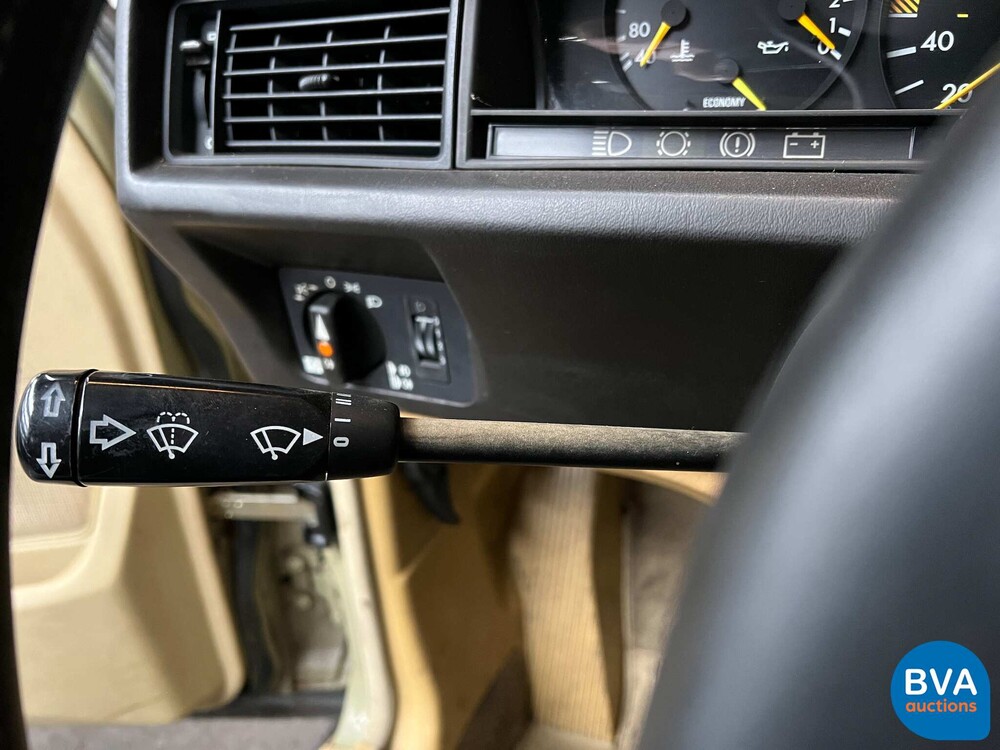 Mercedes-Benz 190E 2.0 90 PS W201 1983, 66-NDZ-8.