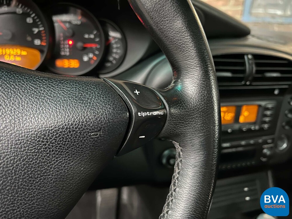 Porsche 911 996 3.6 Carrera 4 320PS 2003 -YOUNGTIMER-.