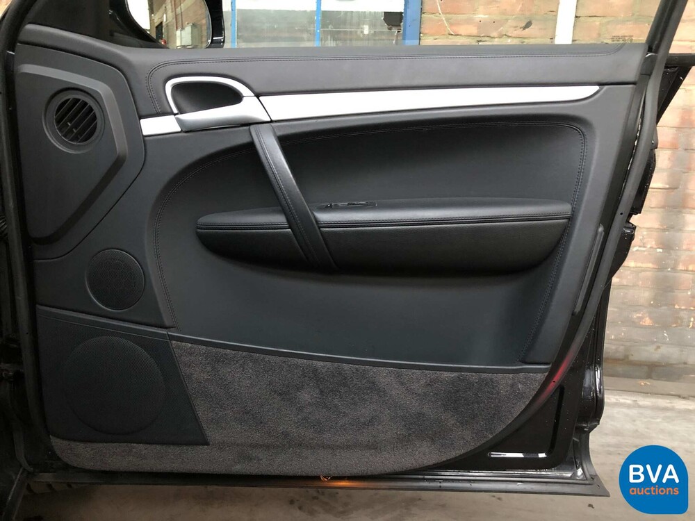 Porsche Cayenne Turbo 4.8 V8 500PS 2007 -YOUNGTIMER-.