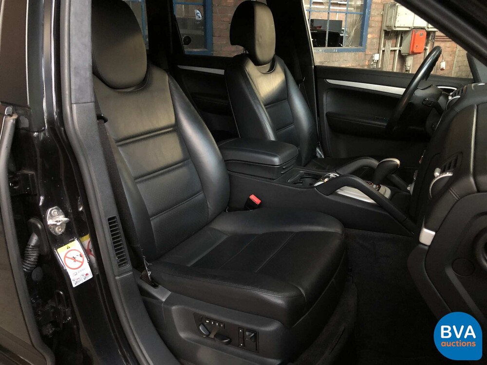 Porsche Cayenne Turbo 4.8 V8 500PS 2007 -YOUNGTIMER-.