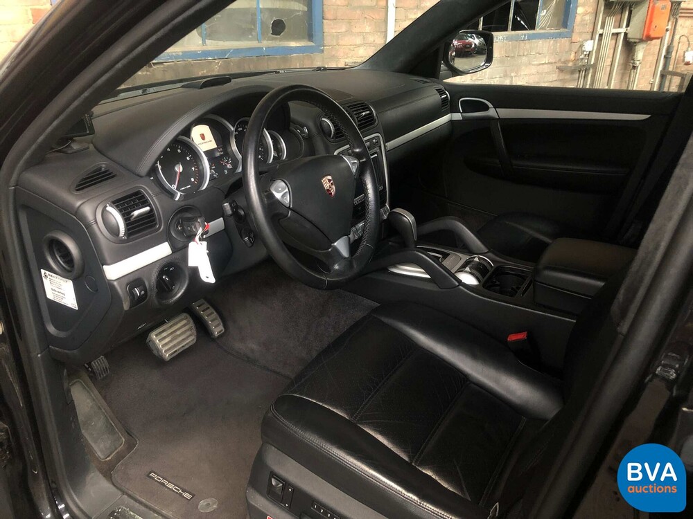 Porsche Cayenne Turbo 4.8 V8 500PS 2007 -YOUNGTIMER-.