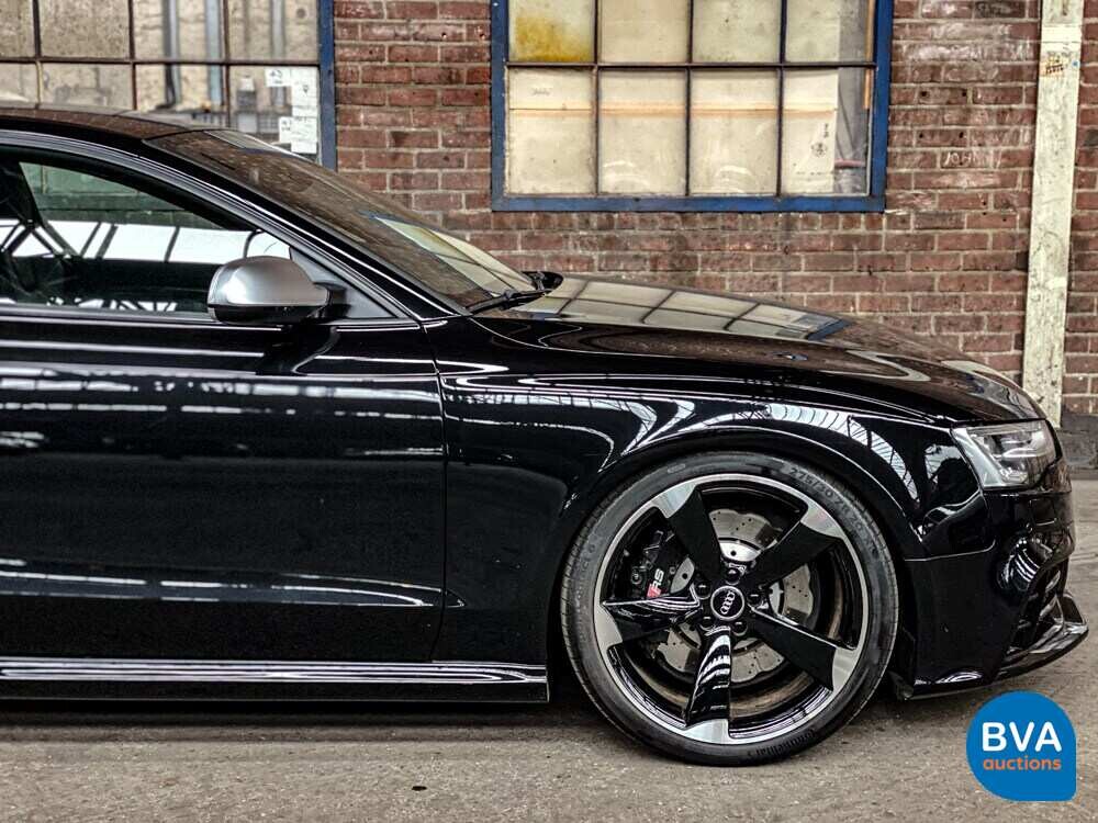 Audi RS5 Coupé Akrapovic 4.2 FSI Quattro 4.2 V8 450 PS 2013.