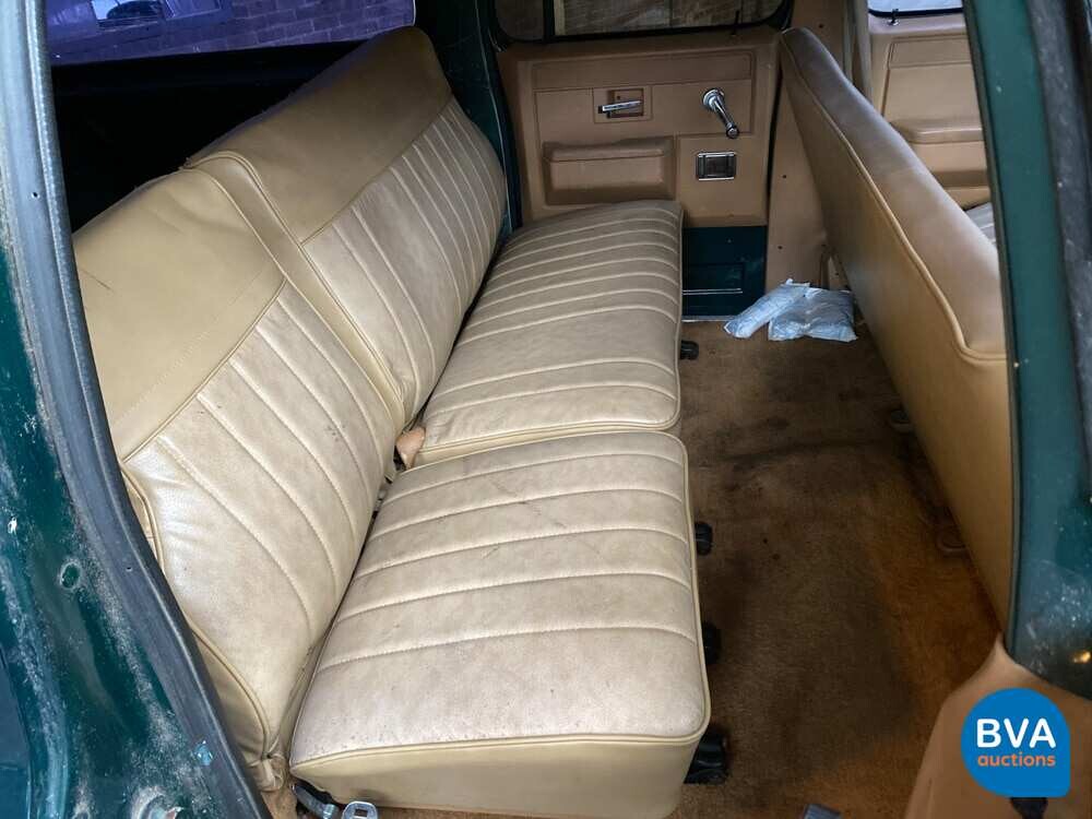Chevrolet Suburban C2500 180 PS 1985.