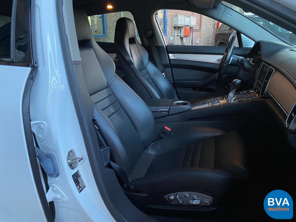 Porsche Panamera S E-Hybrid 416pk SportChrono 2014 -Org NL-, 5-TDZ-03.