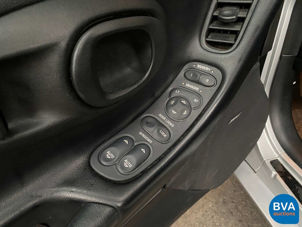 Chevrolet Corvette C55.7 V8 Targa 350 PS 2000.