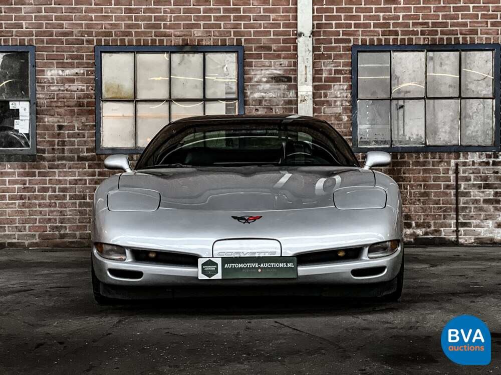 Chevrolet Corvette C55.7 V8 Targa 350 PS 2000.