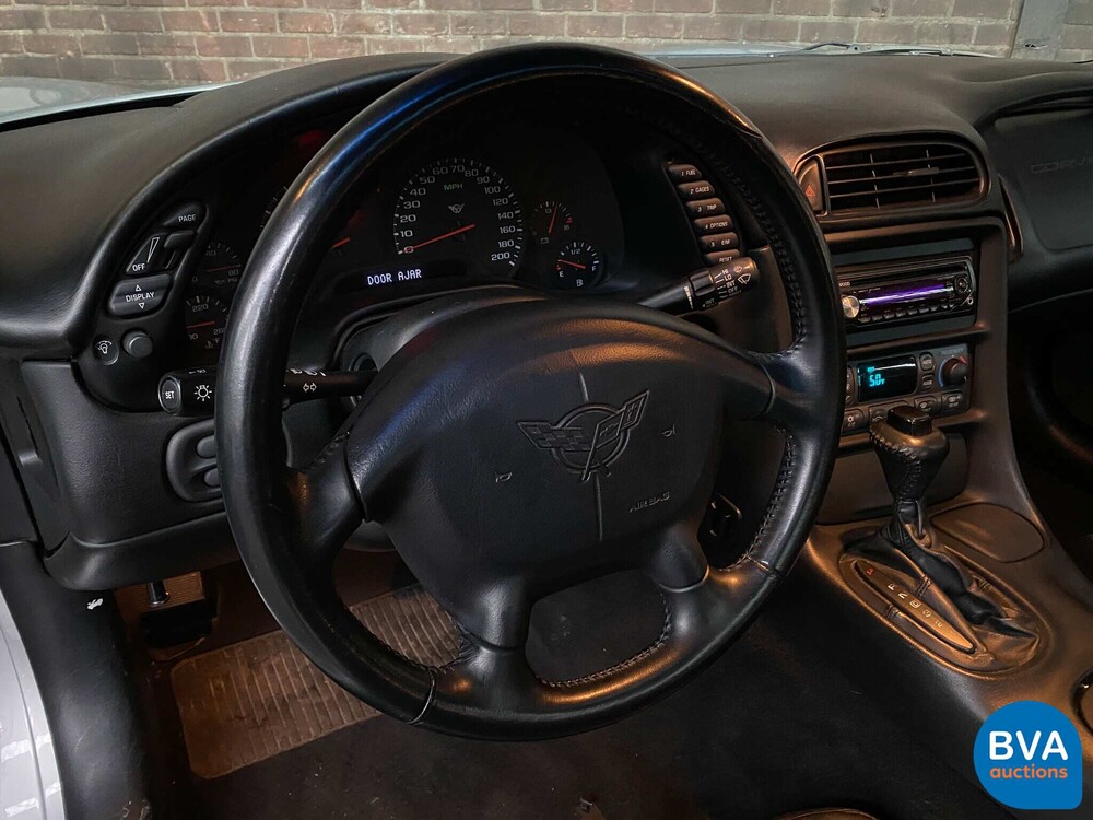 Chevrolet Corvette C55.7 V8 Targa 350 PS 2000.