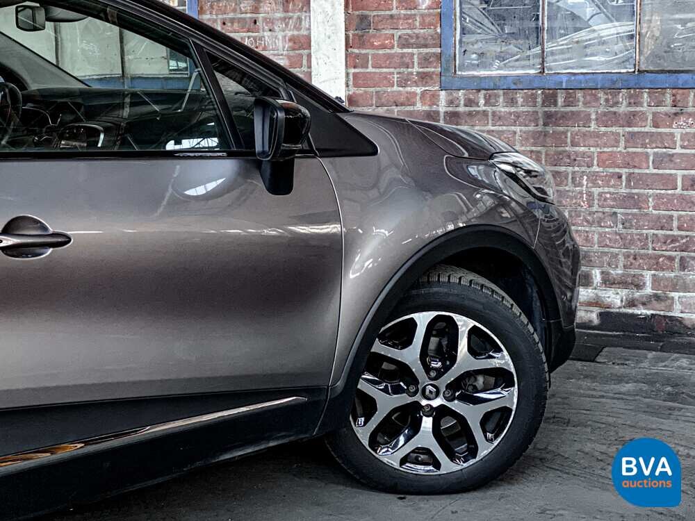 Renault Capture 1.2 Tce Bose 118 PS 2018, P-996-FP.