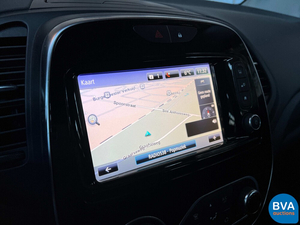 Renault Capture 1.2 Tce Bose 118 PS 2018, P-996-FP.