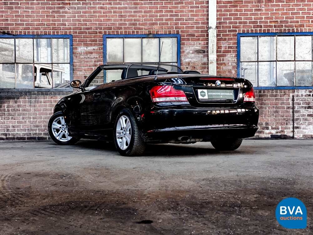 BMW 118i Cabrio High Executive 1er 143PS 2010 -Org. NL-, 39-KNT-4.