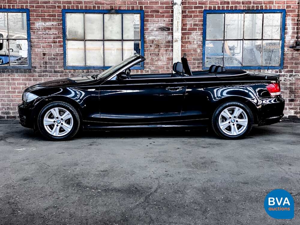 BMW 118i Cabrio High Executive 1er 143PS 2010 -Org. NL-, 39-KNT-4.