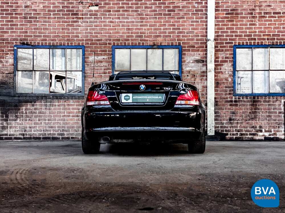 BMW 118i Cabrio High Executive 1er 143PS 2010 -Org. NL-, 39-KNT-4.