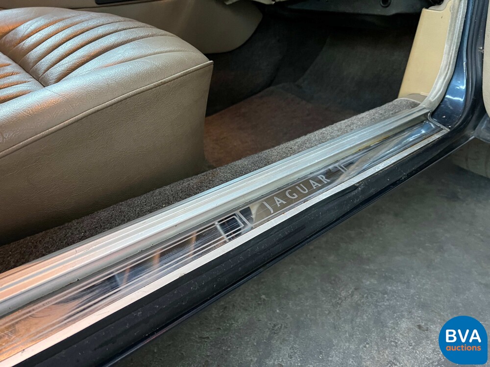Jaguar Souverän 4.0 226PS 1989 -Org. NL-, XV-48-RG.