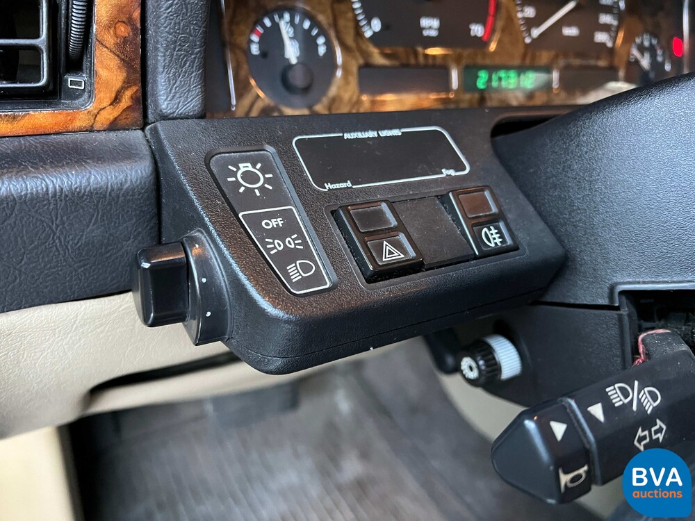 Jaguar Souverän 4.0 226PS 1989 -Org. NL-, XV-48-RG.