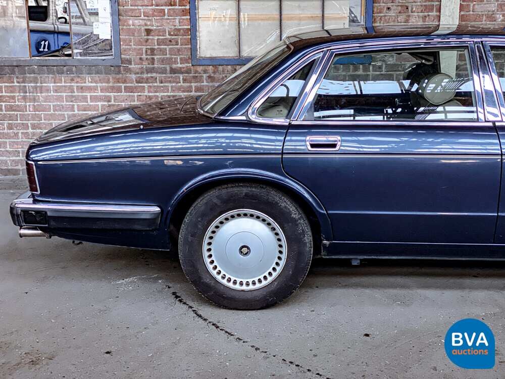 Jaguar Souverän 4.0 226PS 1989 -Org. NL-, XV-48-RG.