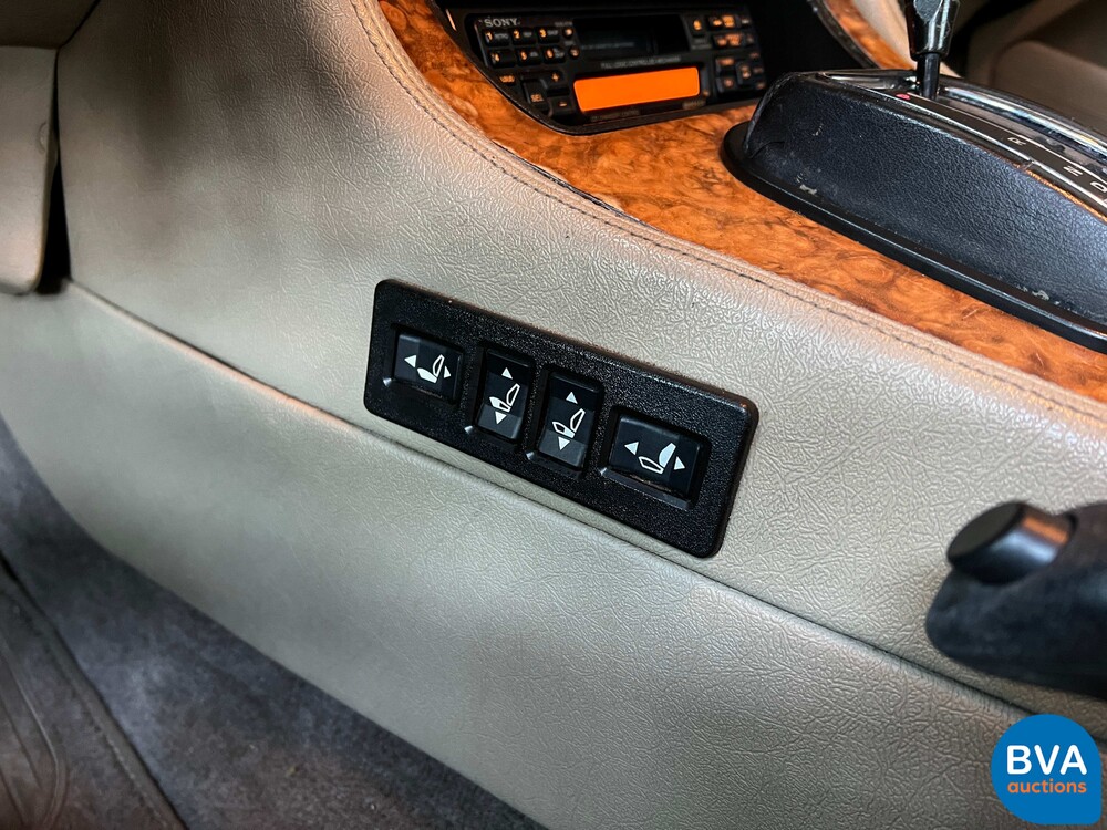 Jaguar Souverän 4.0 226PS 1989 -Org. NL-, XV-48-RG.
