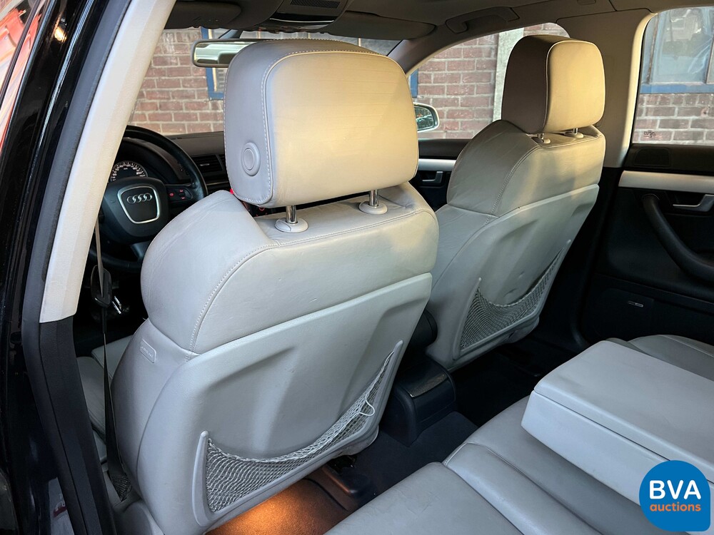 Audi S44.2 V8 Quattro ProLine 344PS 2005 -Org. NL-, 97-RB-XH.