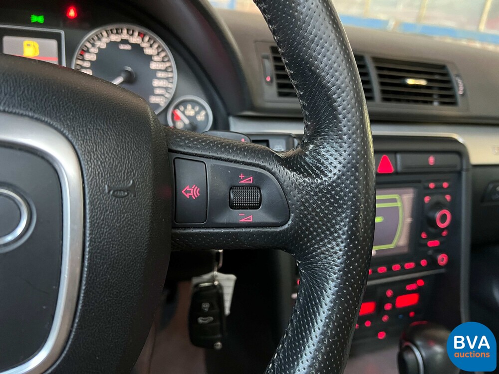 Audi S44.2 V8 Quattro ProLine 344PS 2005 -Org. NL-, 97-RB-XH.