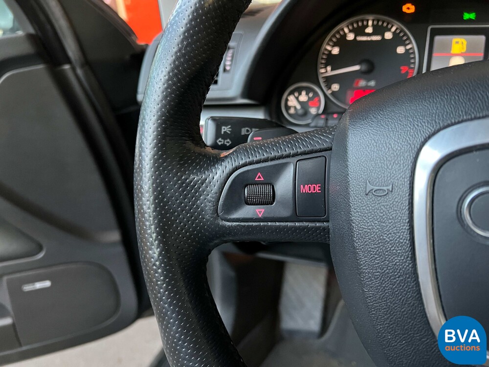 Audi S44.2 V8 Quattro ProLine 344PS 2005 -Org. NL-, 97-RB-XH.