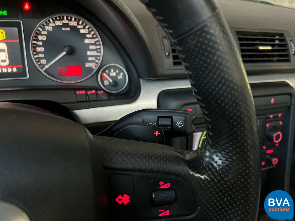 Audi S44.2 V8 Quattro ProLine 344PS 2005 -Org. NL-, 97-RB-XH.