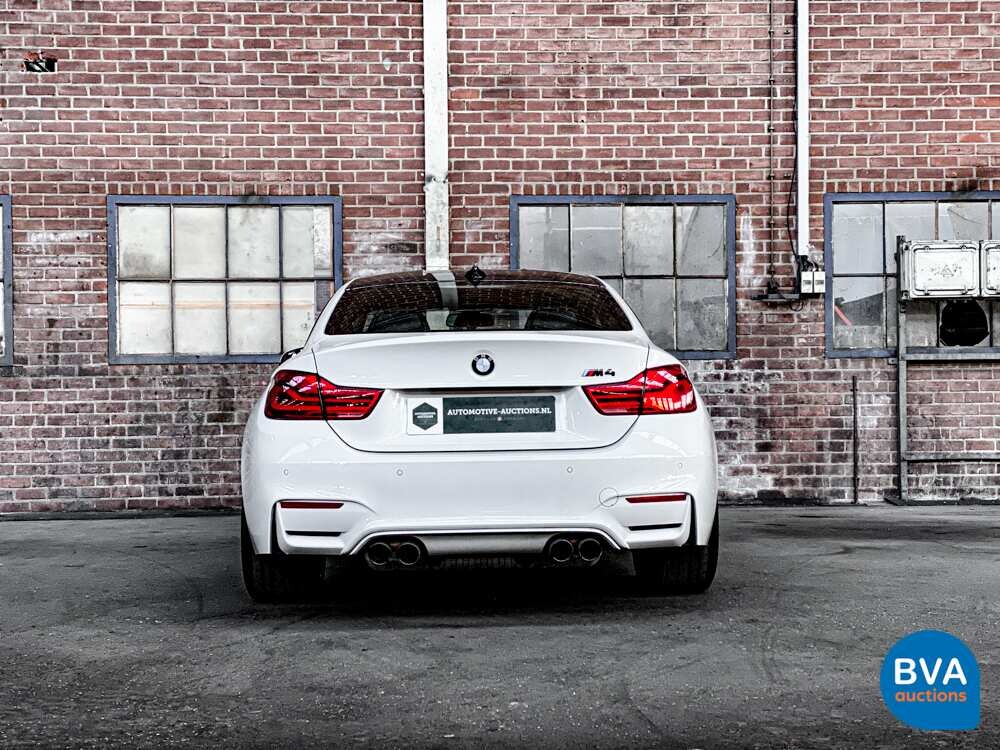 BMW M4 Competition Coupé M-Sport 450PS 2017 M-PERFORMANCE.