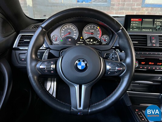 BMW M4 Competition Coupé M-sport 450pk 2017 M-PERFORMANCE