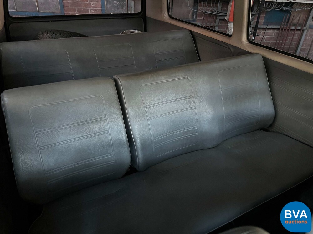 Volkswagen T3 Kleinbus 9 Personen 60pk 1980, GH-44-ZT.