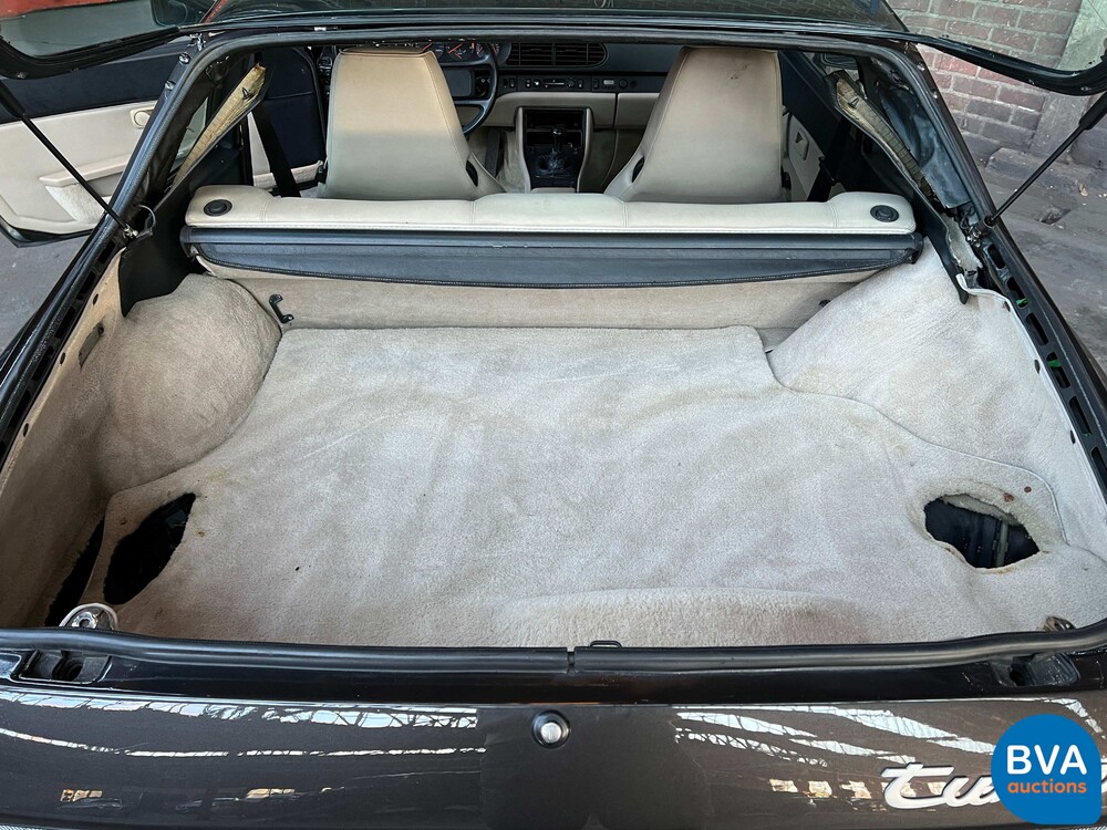Porsche 944 Turbo 220 PS Baujahr 1986.