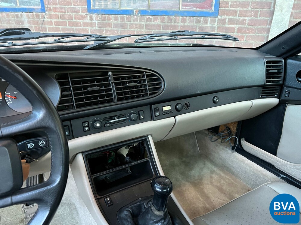 Porsche 944 Turbo 220 PS Baujahr 1986.