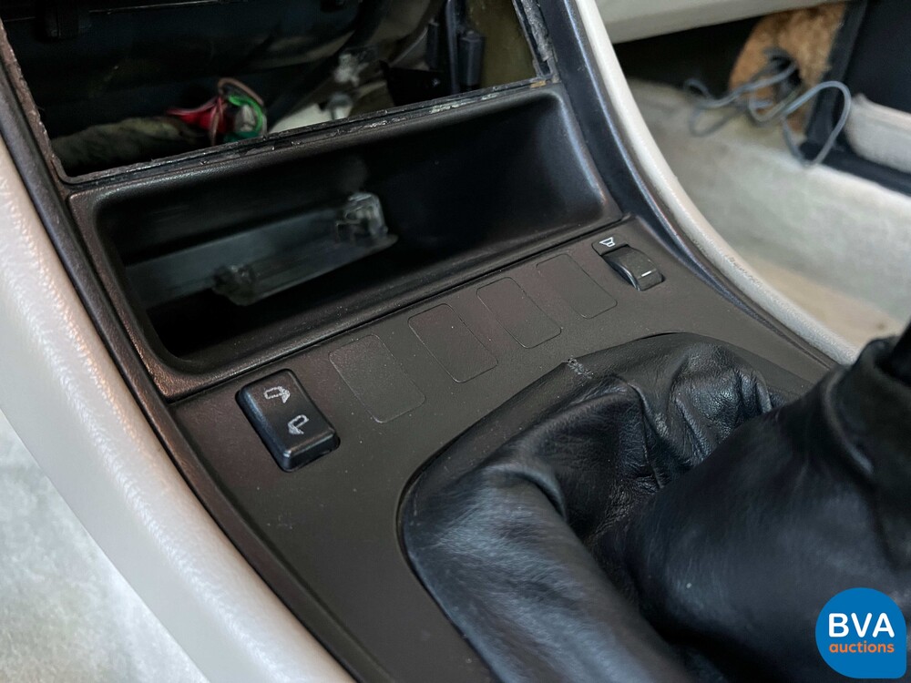 Porsche 944 Turbo 220 PS Baujahr 1986.