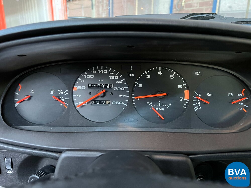 Porsche 944 Turbo 220 PS Baujahr 1986.