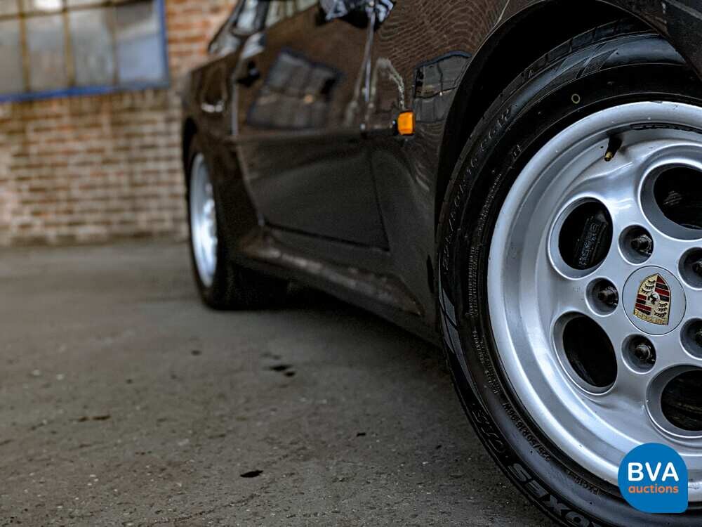 Porsche 944 Turbo 220 PS Baujahr 1986.