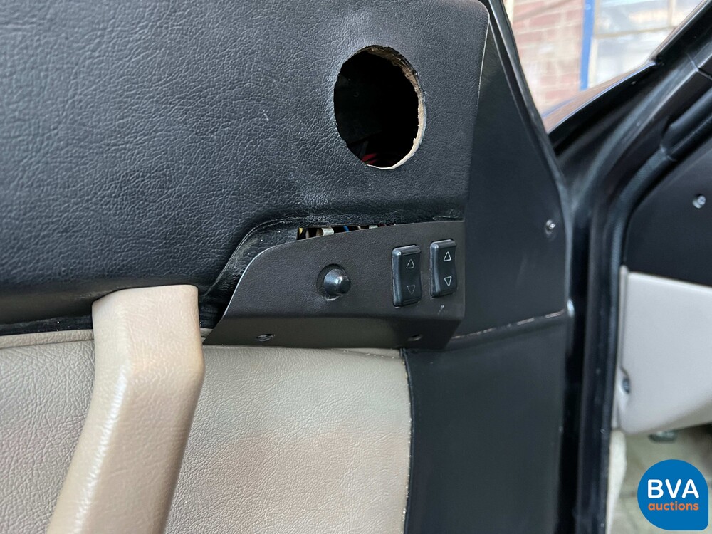 Porsche 944 Turbo 220 PS Baujahr 1986.