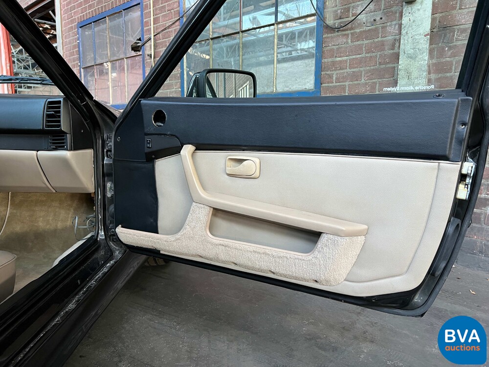 Porsche 944 Turbo 220 PS Baujahr 1986.