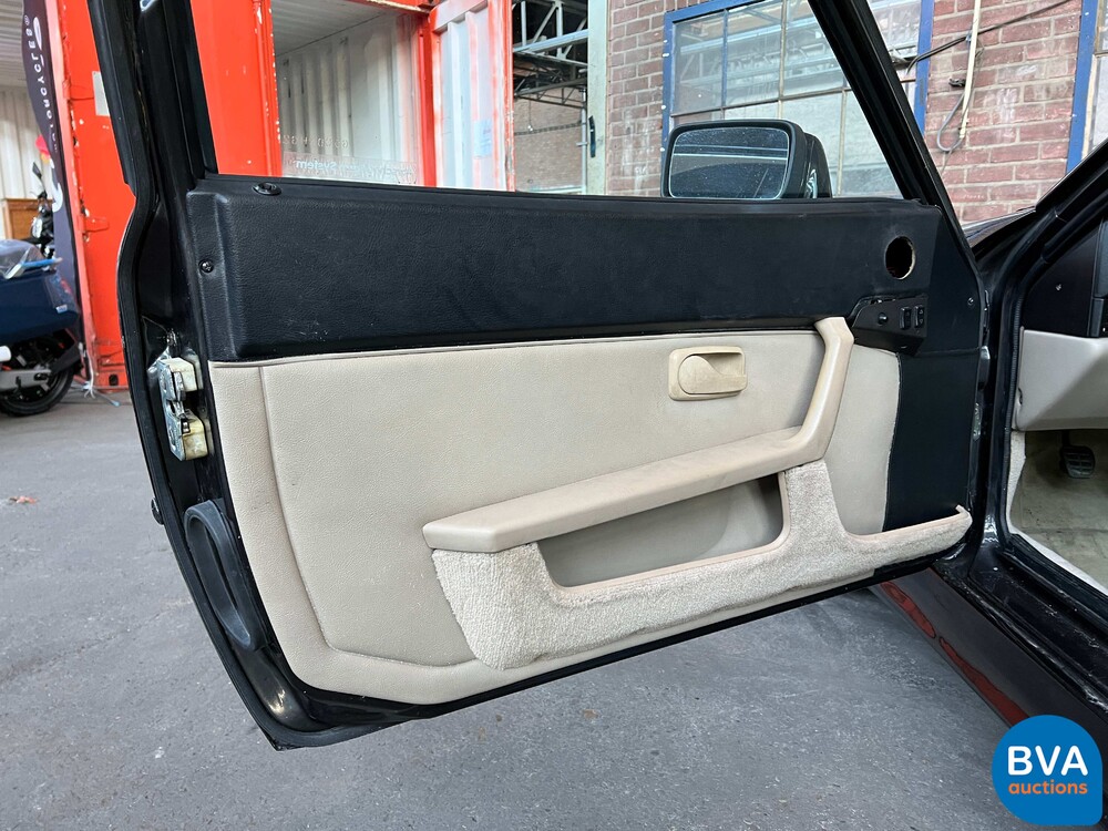 Porsche 944 Turbo 220 PS Baujahr 1986.