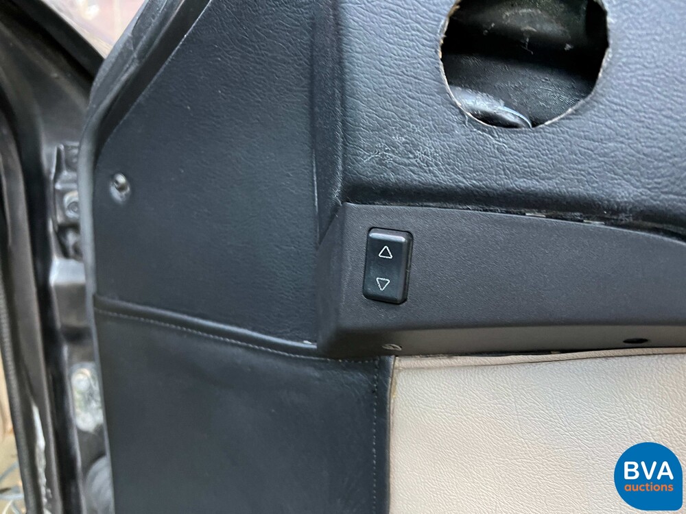 Porsche 944 Turbo 220 PS Baujahr 1986.