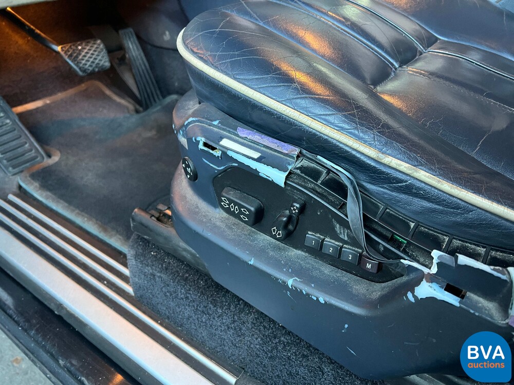 Land Rover Range Rover Vogue 4.4 V8 286PS 2002 -Org. NL-, 11-JN-TJ.