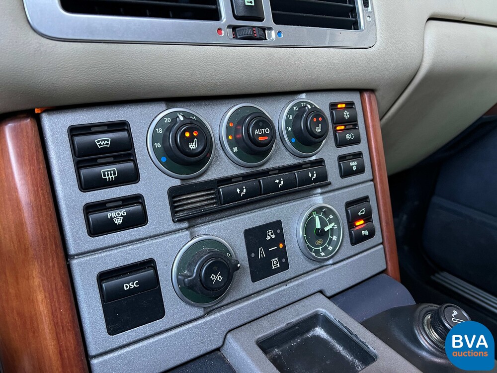 Land Rover Range Rover Vogue 4.4 V8 286PS 2002 -Org. NL-, 11-JN-TJ.