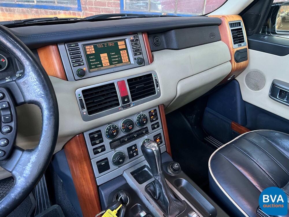 Land Rover Range Rover Vogue 4.4 V8 286PS 2002 -Org. NL-, 11-JN-TJ.