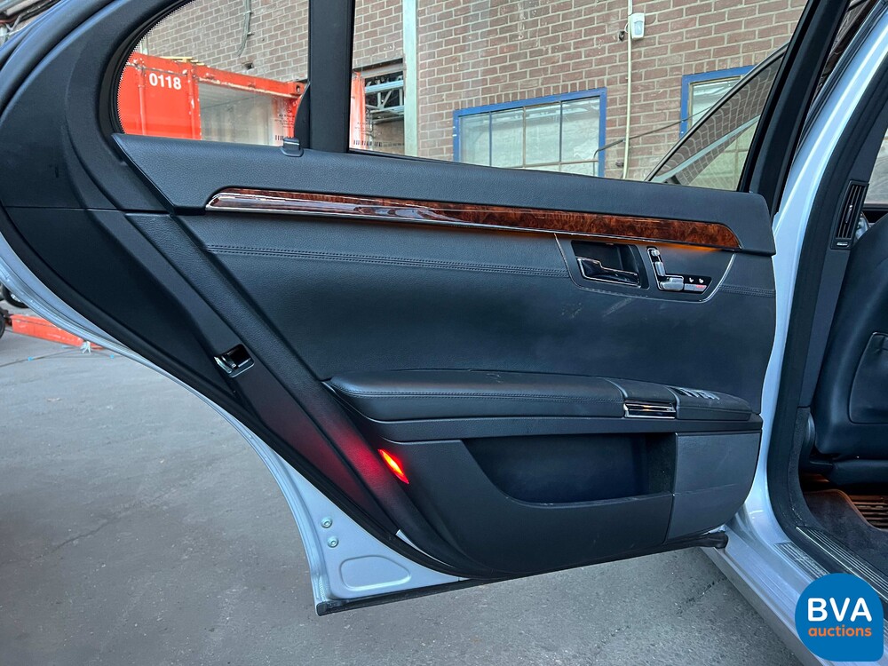 Mercedes-Benz S500 Lang 387pk S-Klasse W221 2005 -Org. NL-, 79-RT-VG.