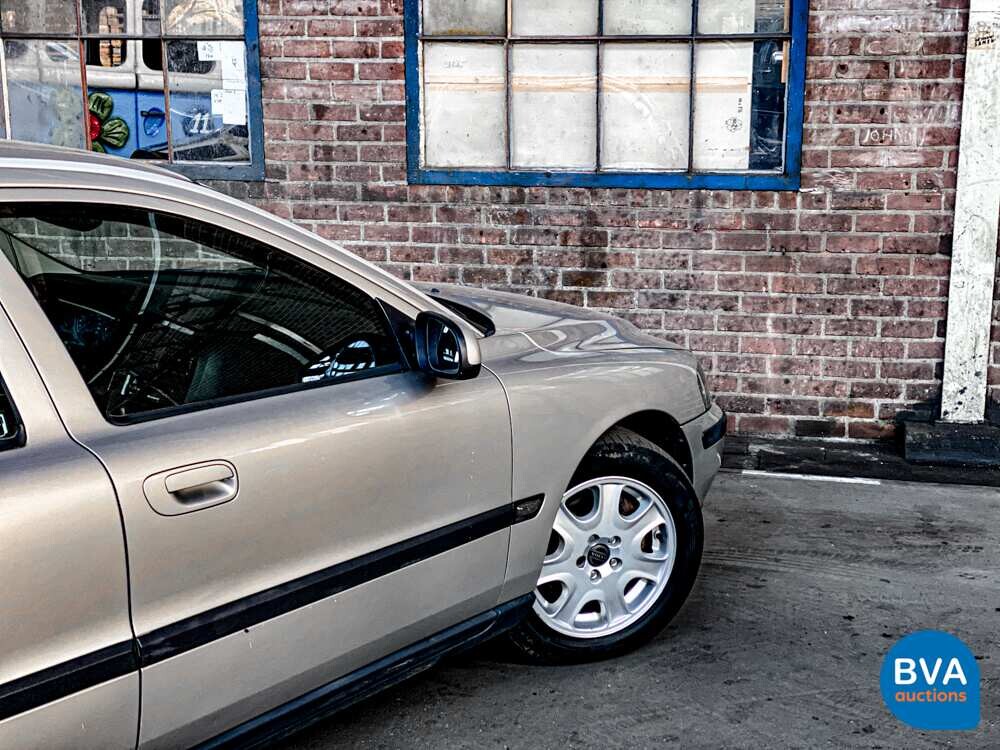 Volvo V70 2.4 Comfortline 7Personen 140PS 2001 -Org. NL-,10-HB-JN.